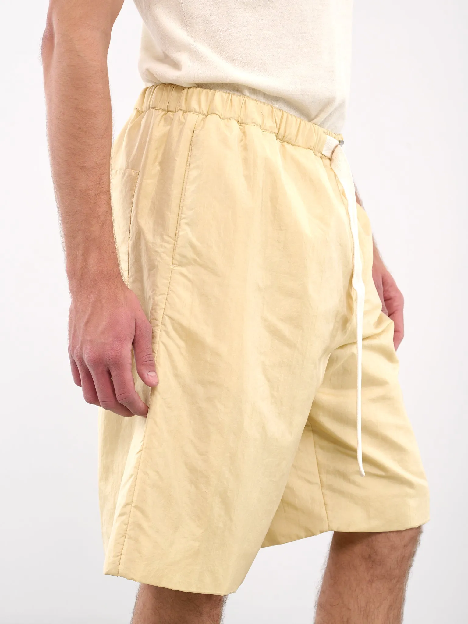 Belted Shorts (J47KA0271-J70003-265-OFF-WHITE)