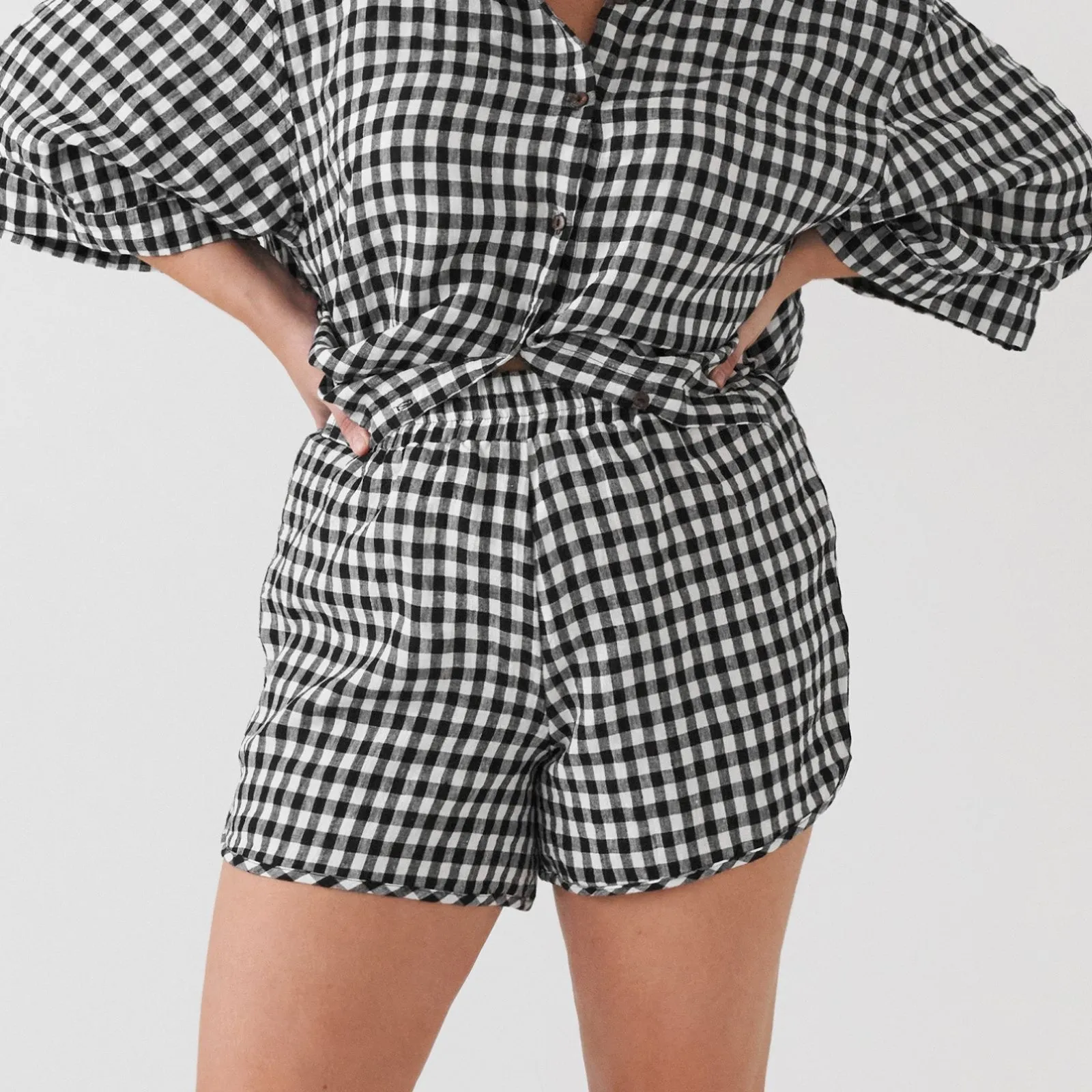 French Flax Linen Relaxed Short in Charcoal Gingham