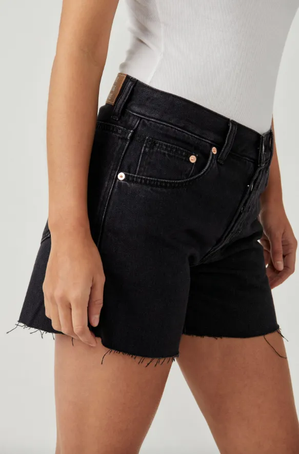 Ivy Mid Rise Short