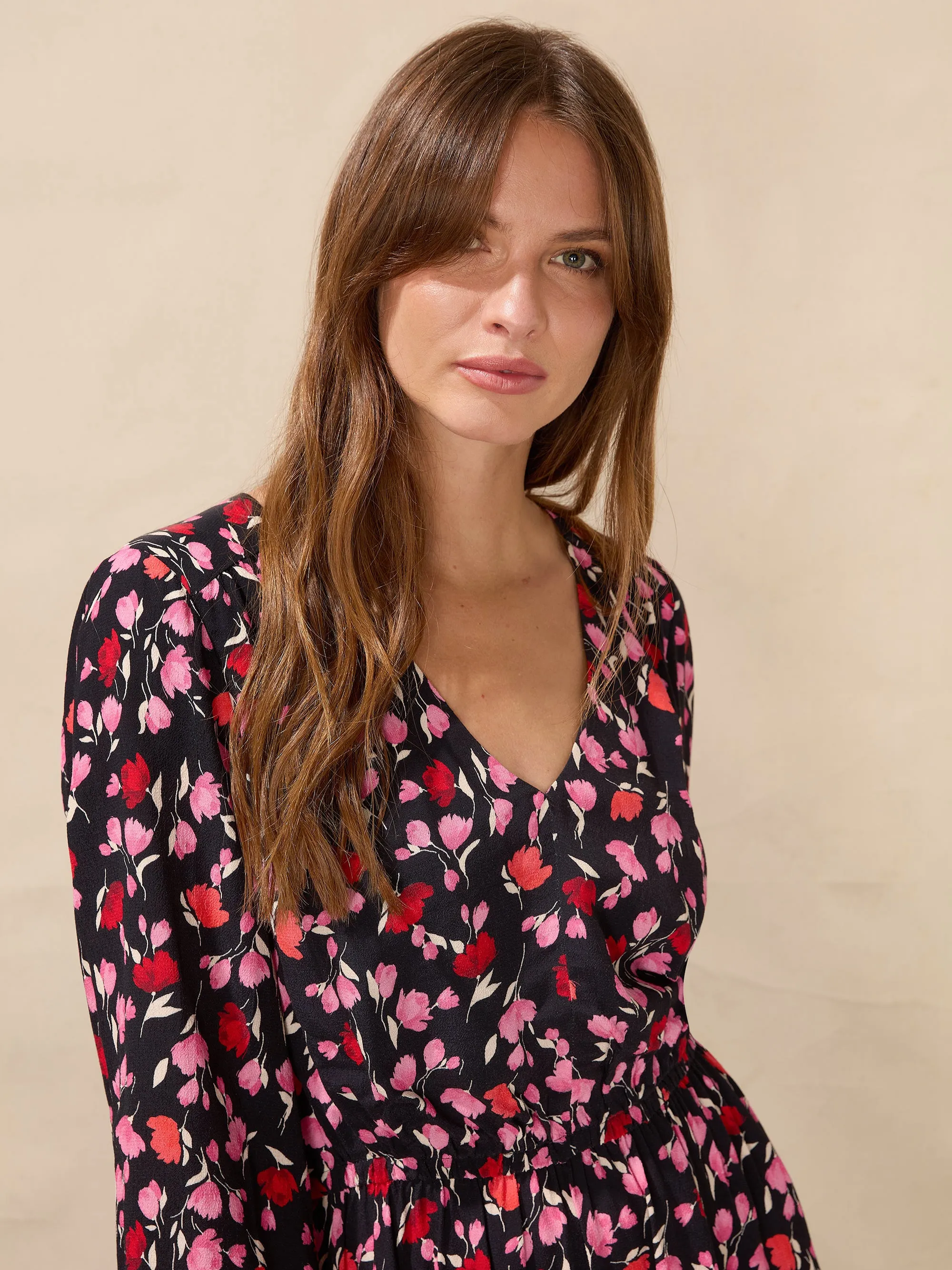 Pink Ditsy Rose Print V-Neck Short Dress